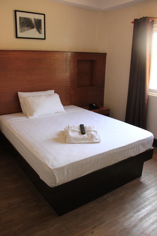 Buma Subic Hotel And Restaurant Olongapo Room photo